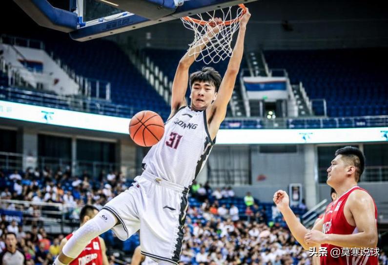 打篮球四年,打四年篮球厉害吗