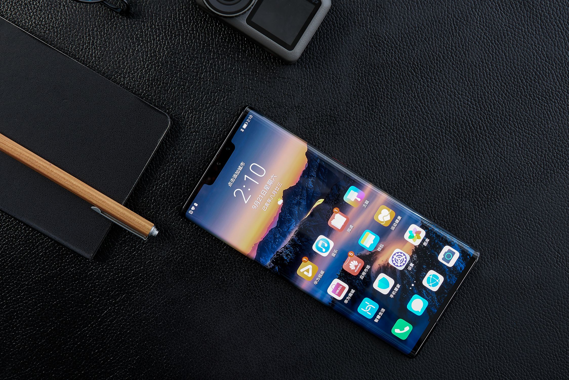 华为mate30pro屏幕评测,华为mate30pro深度评测最新