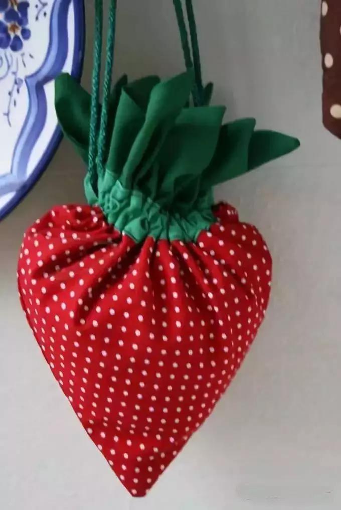 旧衣服环保购物袋手工制作幼儿园,旧衣改造手工购物袋