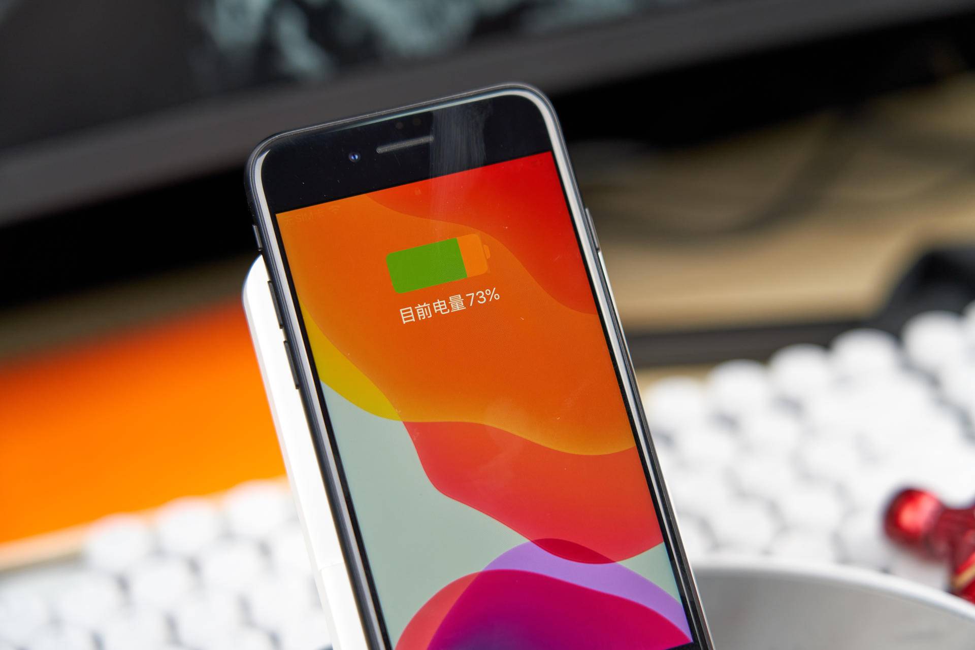 新款iphonese入手体验,新iphonese全额换新