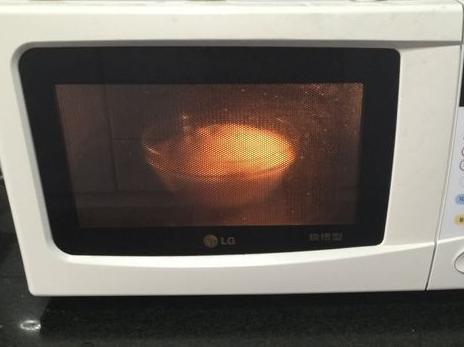 微波炉热馒头需要几分钟用什么火,格兰仕微波炉使用教程视频热馒头