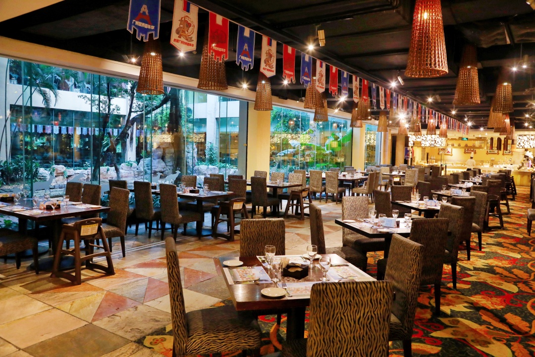 万圣节想搞搞新意思？来长隆酒店白虎自助餐厅