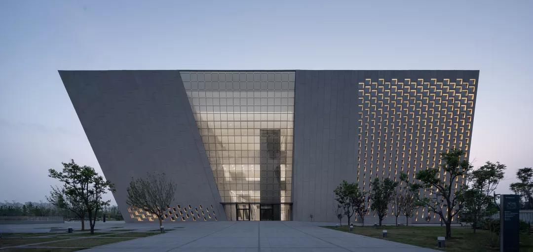 郑州美术馆史志馆开放吗,郑州美术馆新馆展示陈列