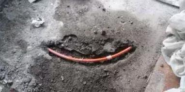 地暖管破了还会再漏吗,地暖管破了需要重新铺设吗