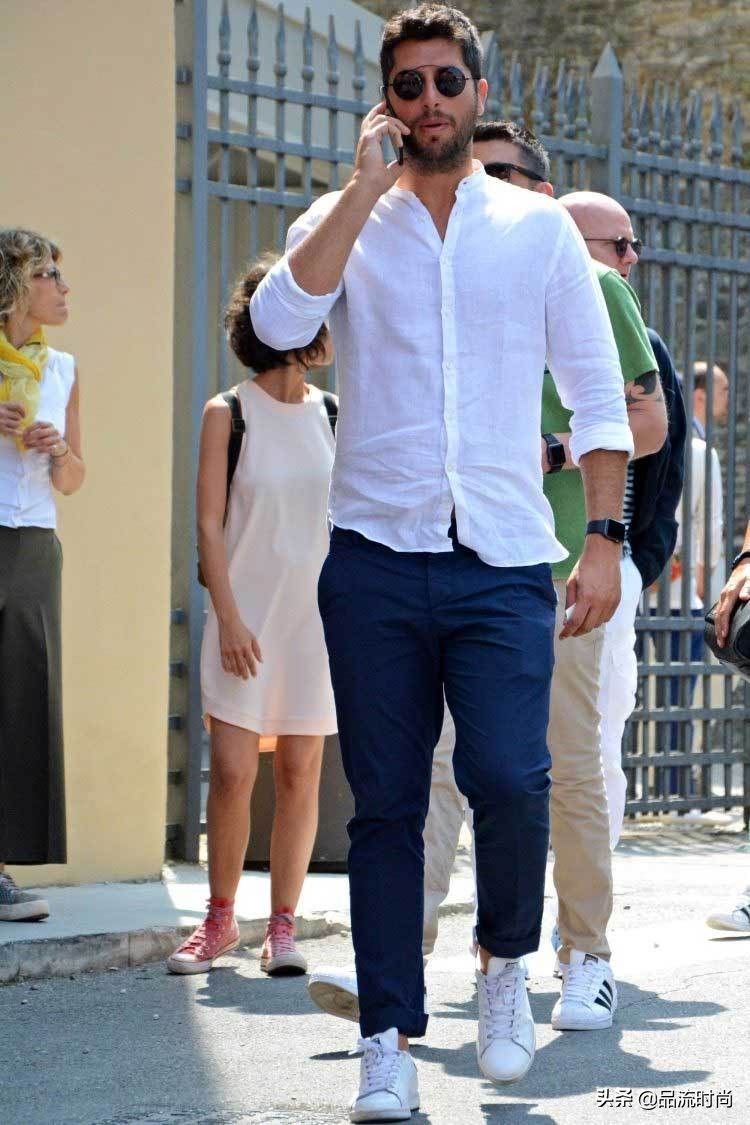 阿迪达斯最值得入手的哪款鞋 (阿迪达斯鞋前些年火的哪款鞋)