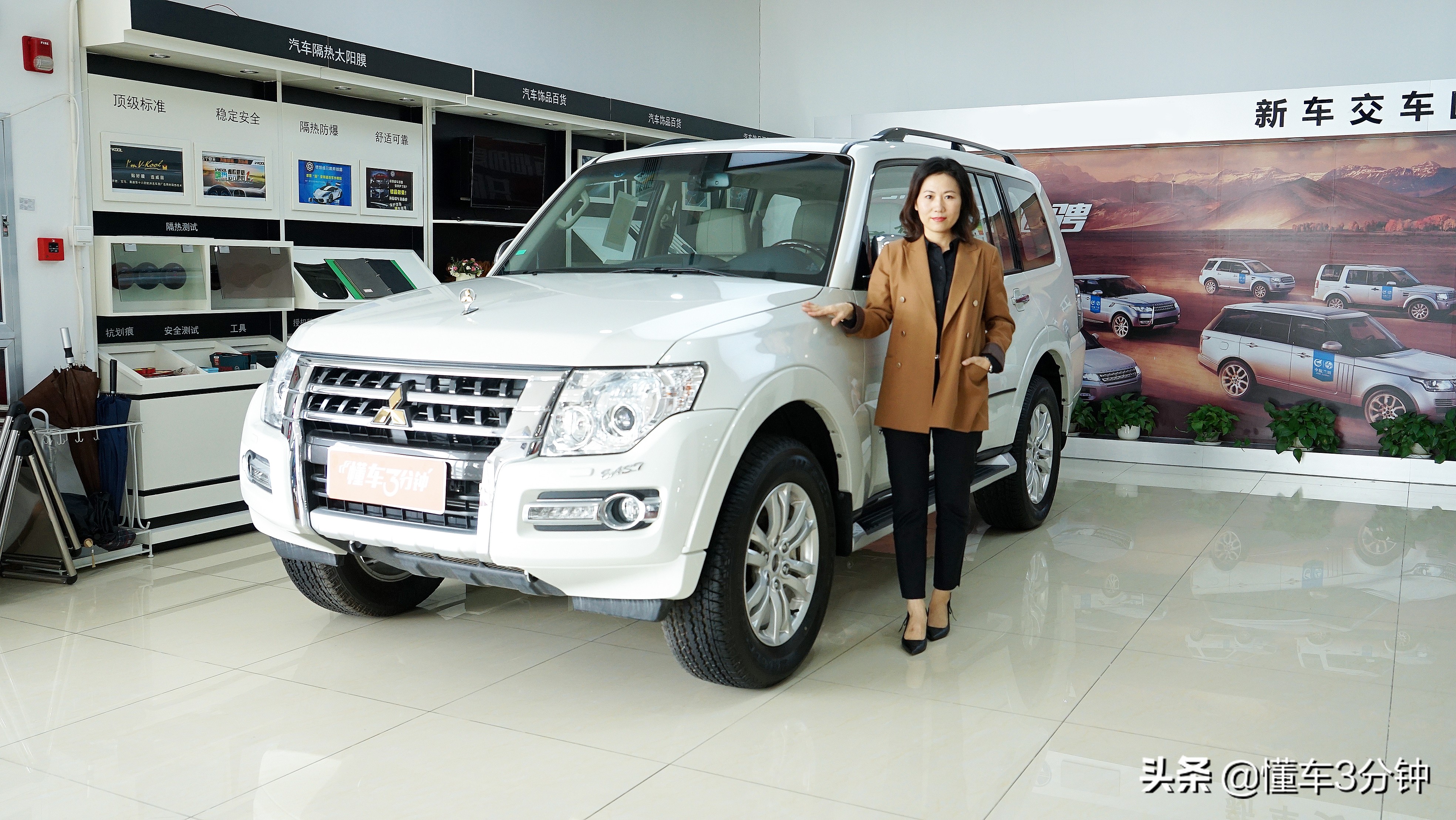 三菱帕杰罗原装进口7座,2.0自吸几万块的帕杰罗