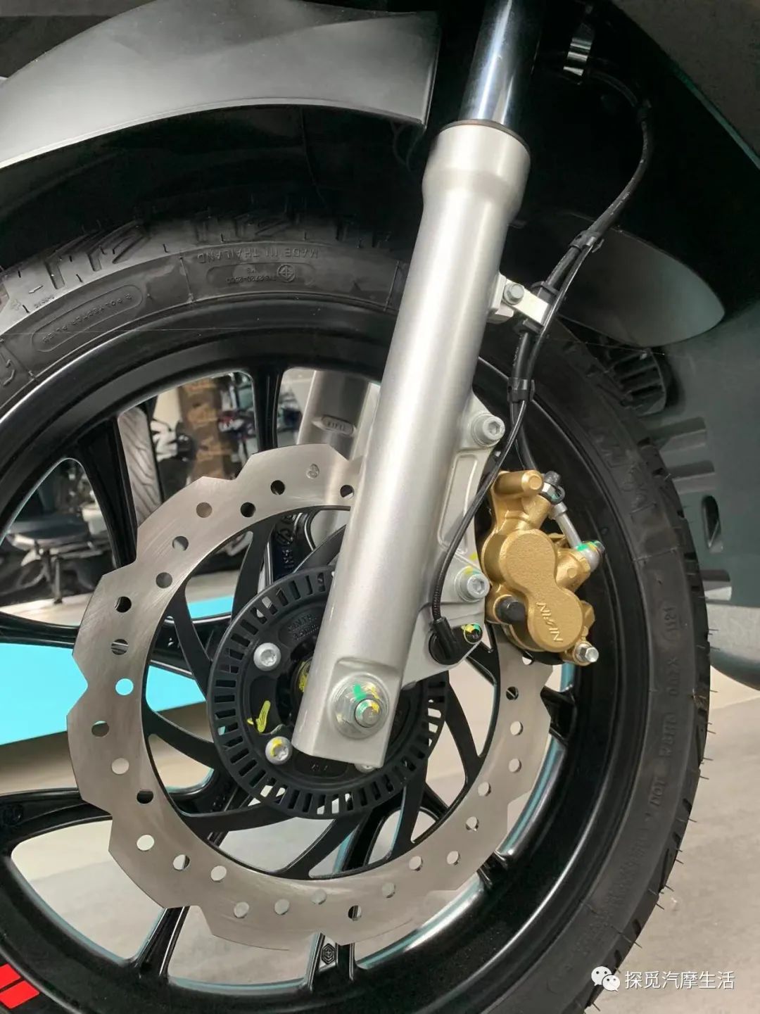 18年比亚乔medley150,比亚乔medley150和nmax155