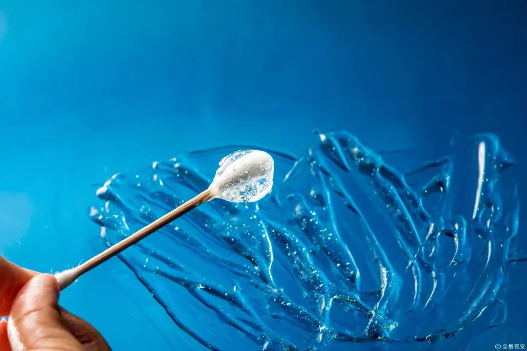 把黑头挤了再涂甲硝唑凝胶有用吗,甲硝唑凝胶去黑头的正确方法