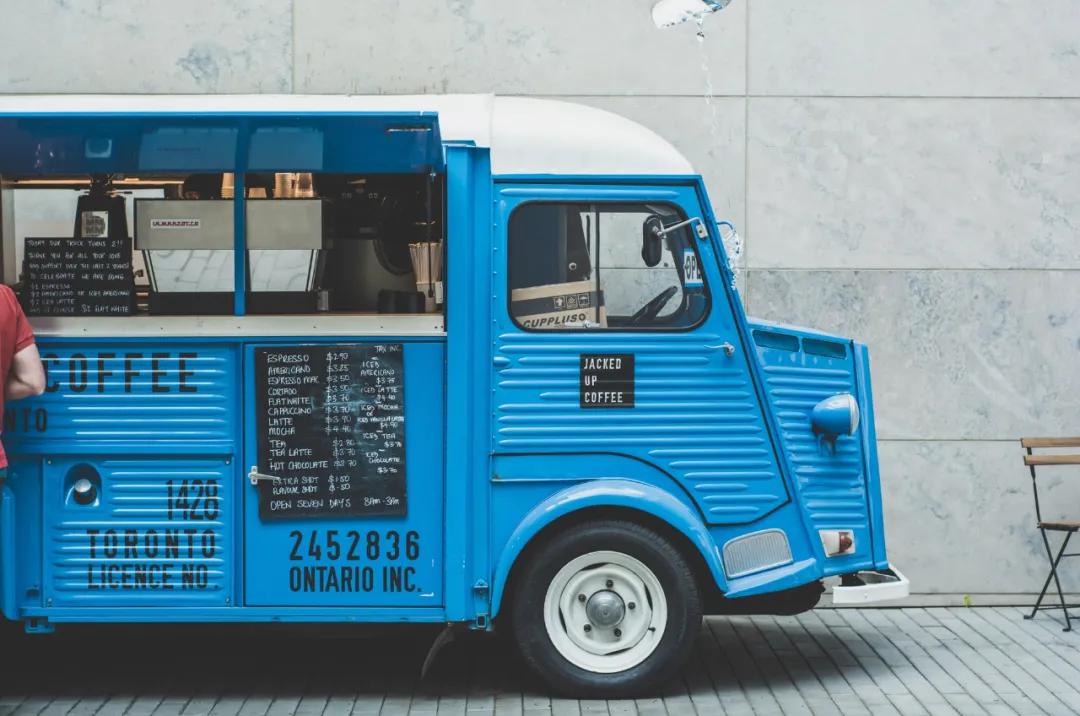 2021潘通pantone流行色,pantone潘通发布2021流行色