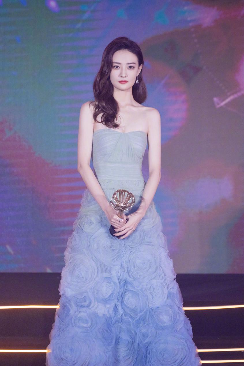 网红脸已经过时了,网红脸大势已去回归自然脸高级脸