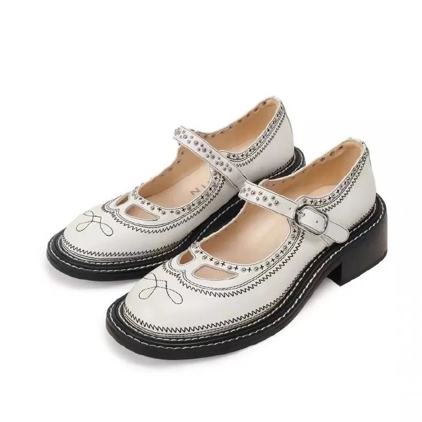 RR·TRENDS|时尚与实用兼顾的中国“轻奢”军团