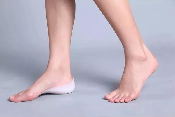 女生买马丁靴,卖女士马丁靴的