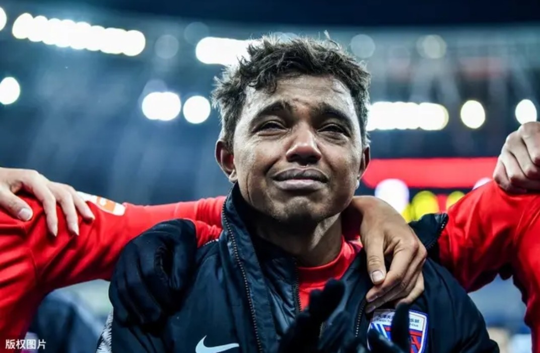 天海解散闹剧2019,万般无奈万千不舍