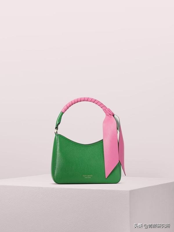 轻奢小众包包种草好看高级不撞款,10款时尚圈最受宠的轻奢包包