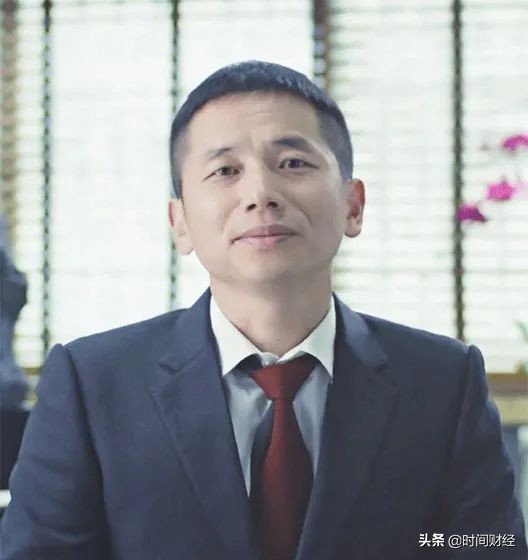 *子烟电**行业“首富”诞生!身家640亿,来自深圳这家公司