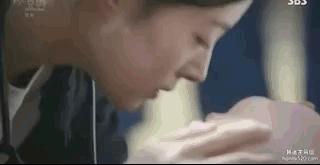 这部剧对生命议题的关心：关于安乐死是否正义？