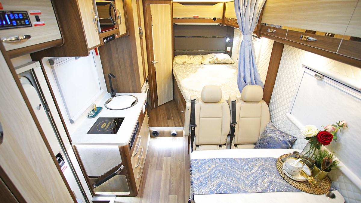 法美瑞海角七号轻卡房车尊尚版,2024款海角七号房车评测