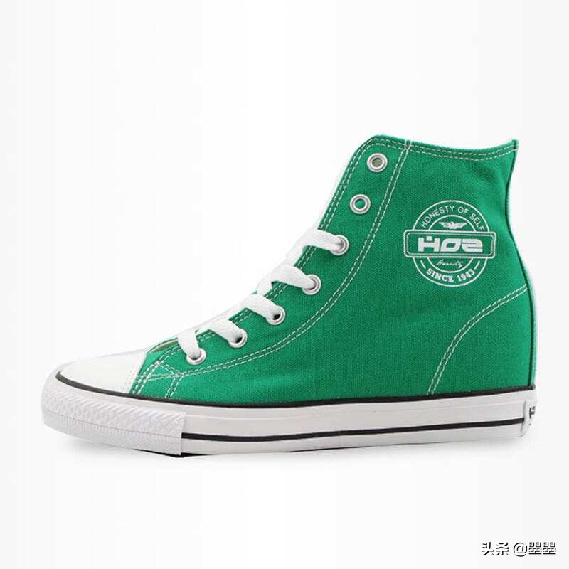 帆布鞋的正确穿搭方法男士,男人穿帆布鞋