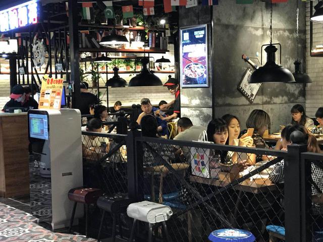 火爆全国的“焖锅部落”竟只靠这一碗神秘的调料,一年赚120万元