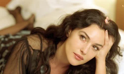 欧洲三大女神莫妮卡,欧洲第一美人莫妮卡写真