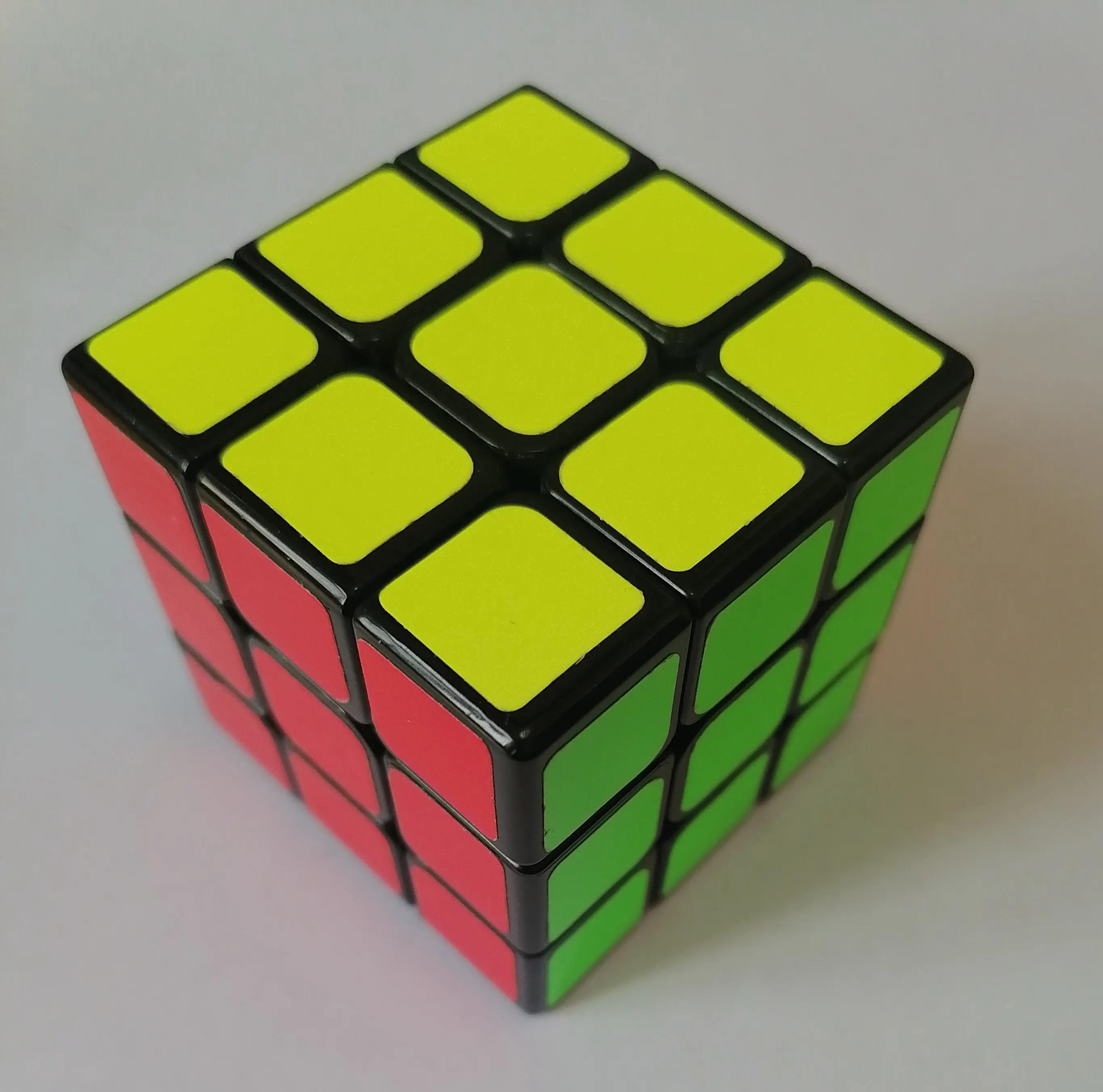 三阶魔方第一层复原最详细步骤,立方体魔方还原方法最简单