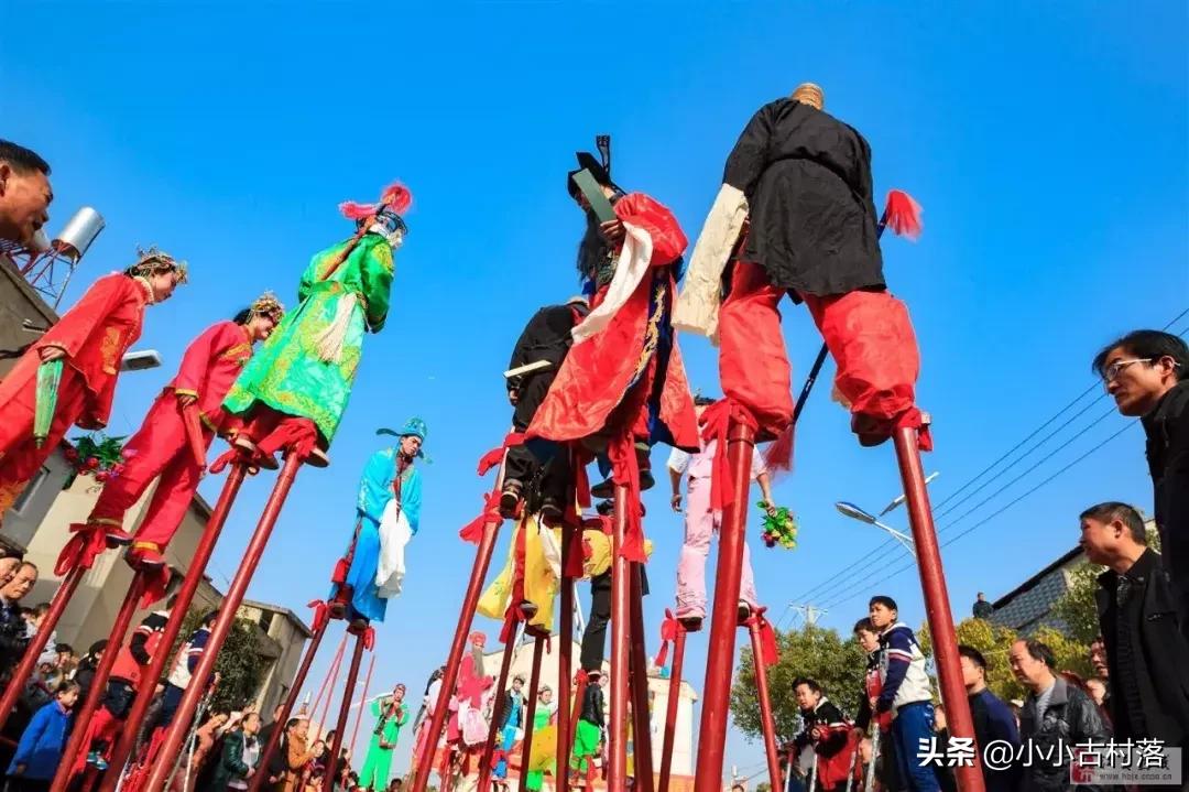 今年花灯庙会在哪里 (山东庙会花灯哪里好玩)