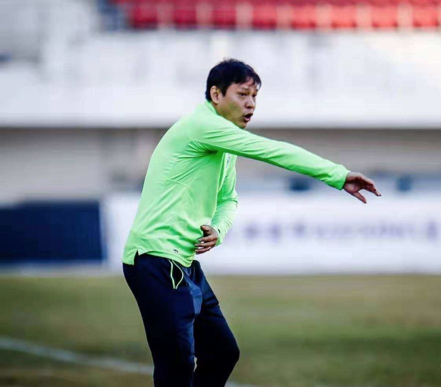 范志毅预测国奥对韩国,国奥0-2乌兹别克斯坦范志毅