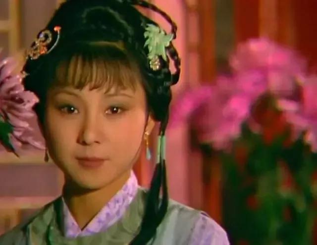 有一种苍凉的美是葱绿配桃红,葱绿配桃红汉服