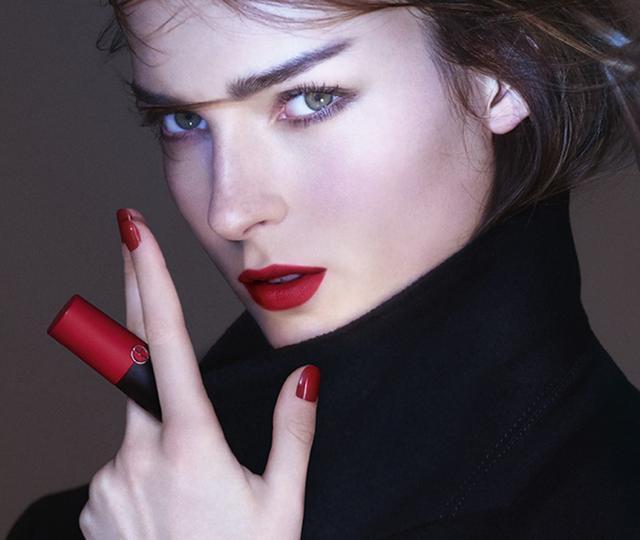 李佳琦推荐的明星同款口红：每一支都是仙女色号，好看到爆