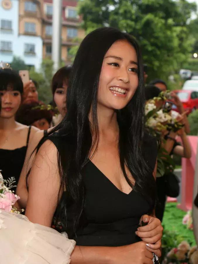 颖儿产后后遗症,颖儿产后第一部戏