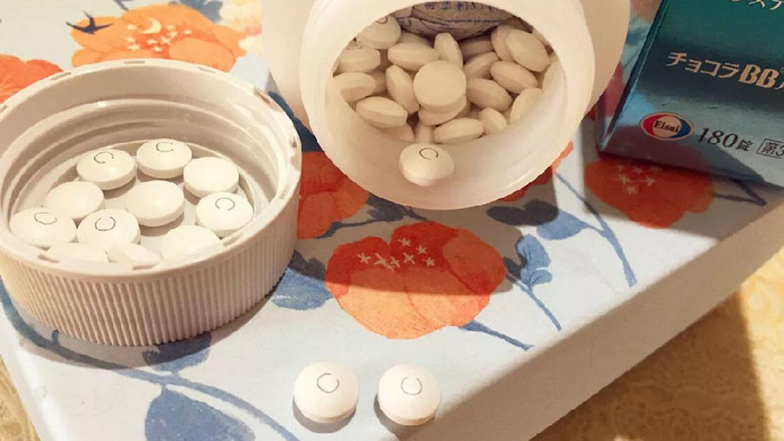 什么化妆品能12天快速美白,简单有效的美白护肤品