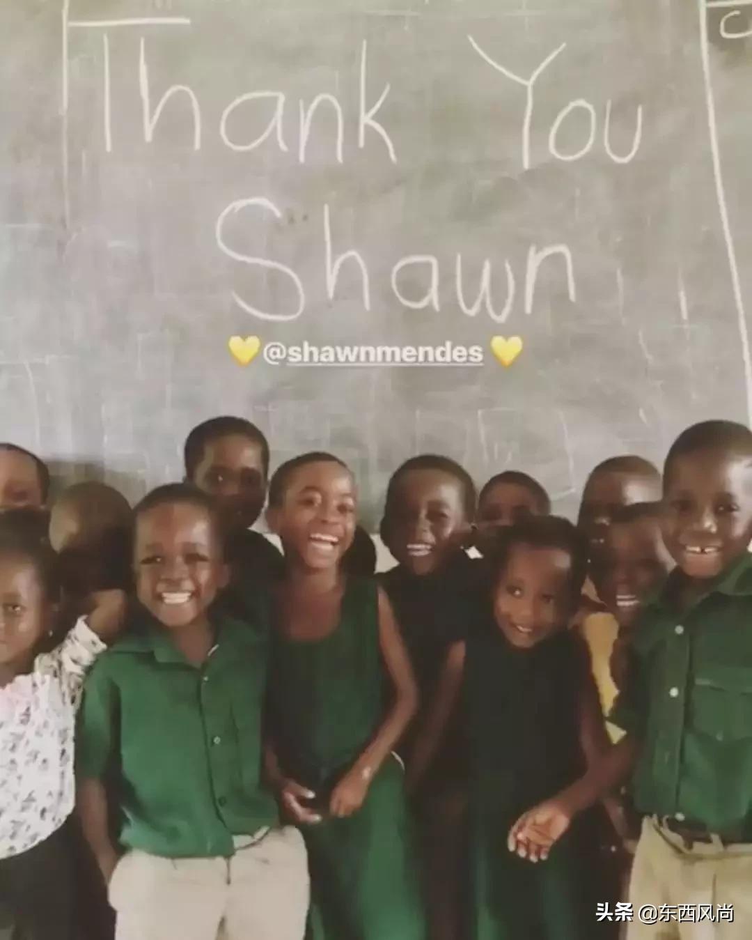 萌德确认了CK最新代言人的身份，网友呼吁裤子必须穿好！