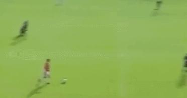 足球贝氏弧线教程,贝氏弧线惊艳世界