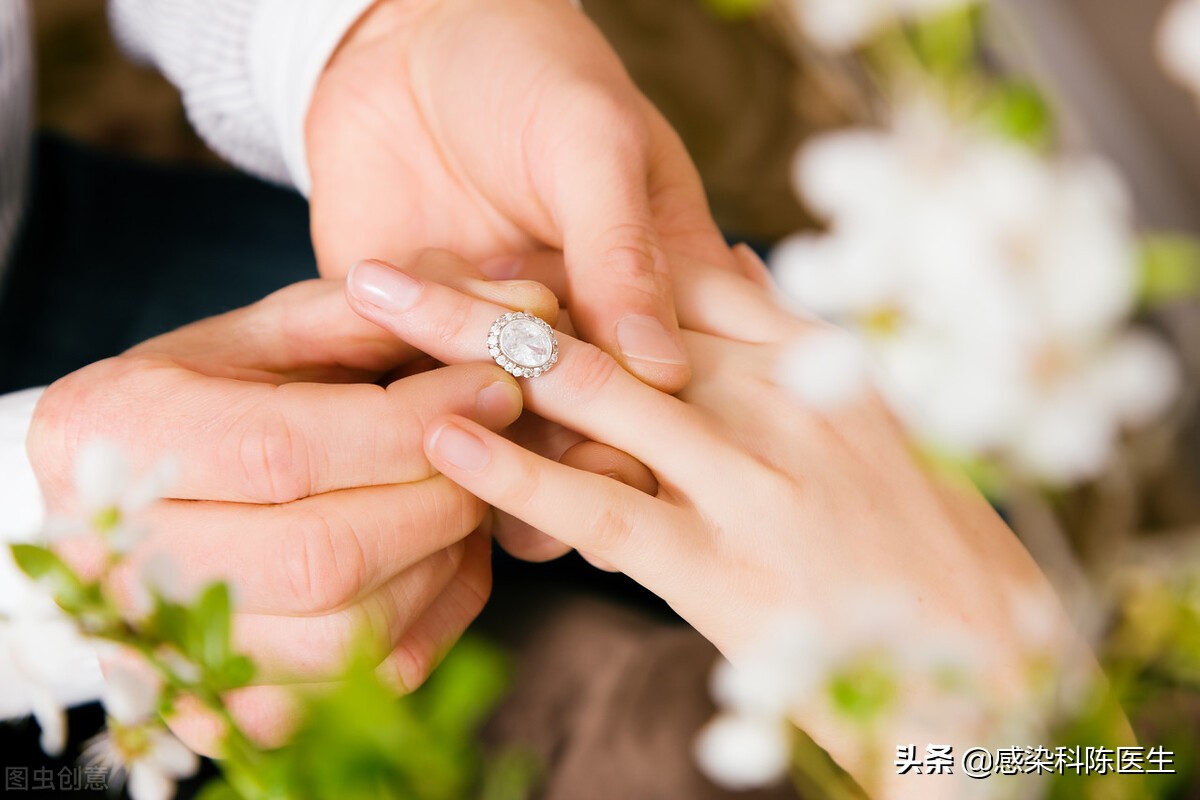 婚前体检正常婚后查出艾滋病,婚前体检可以查出来艾滋病吗