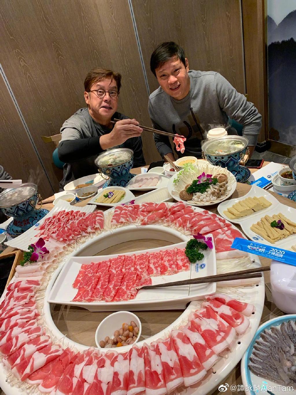范志毅谭咏麟聚餐互动,范志毅谭咏麟饭局