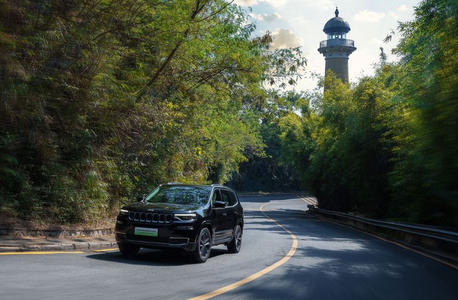 30-35万性价比高的SUV,30-32万的suv