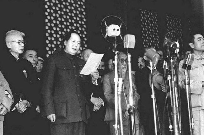 1979年，一张国民*党**旧报纸，揭开44年前，我*党**领导瞿秋白被杀真相