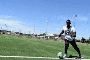 足球实战技巧100例,足球实战技巧11