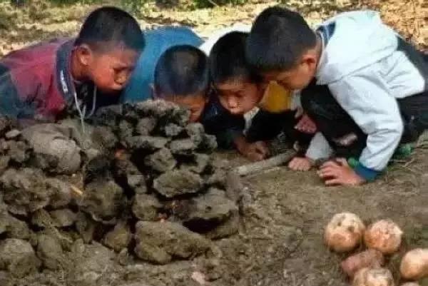 小时候家里没有暖气,小时候没暖气