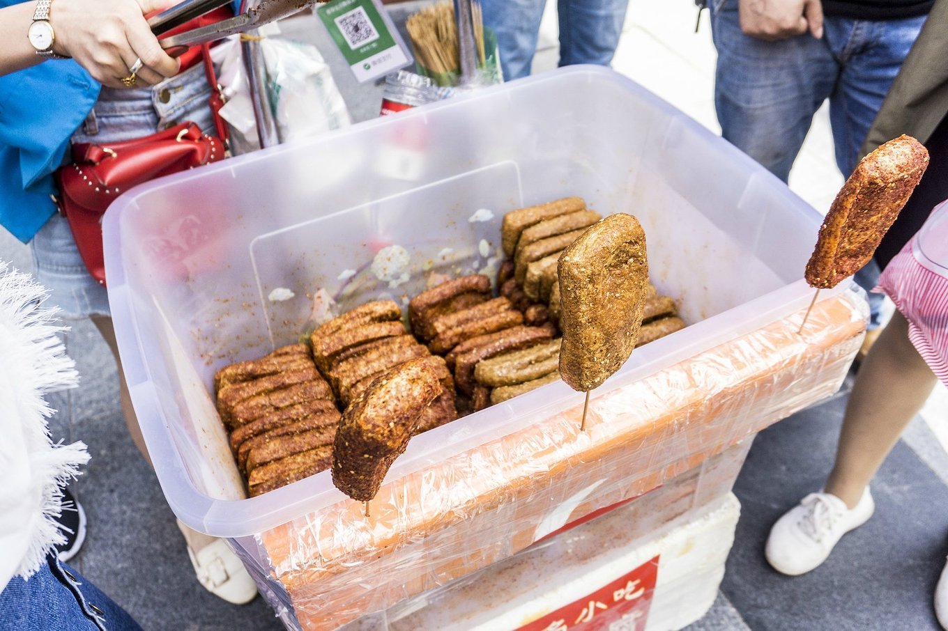 春熙路攻略成都特色,成都春熙路最值得逛的街