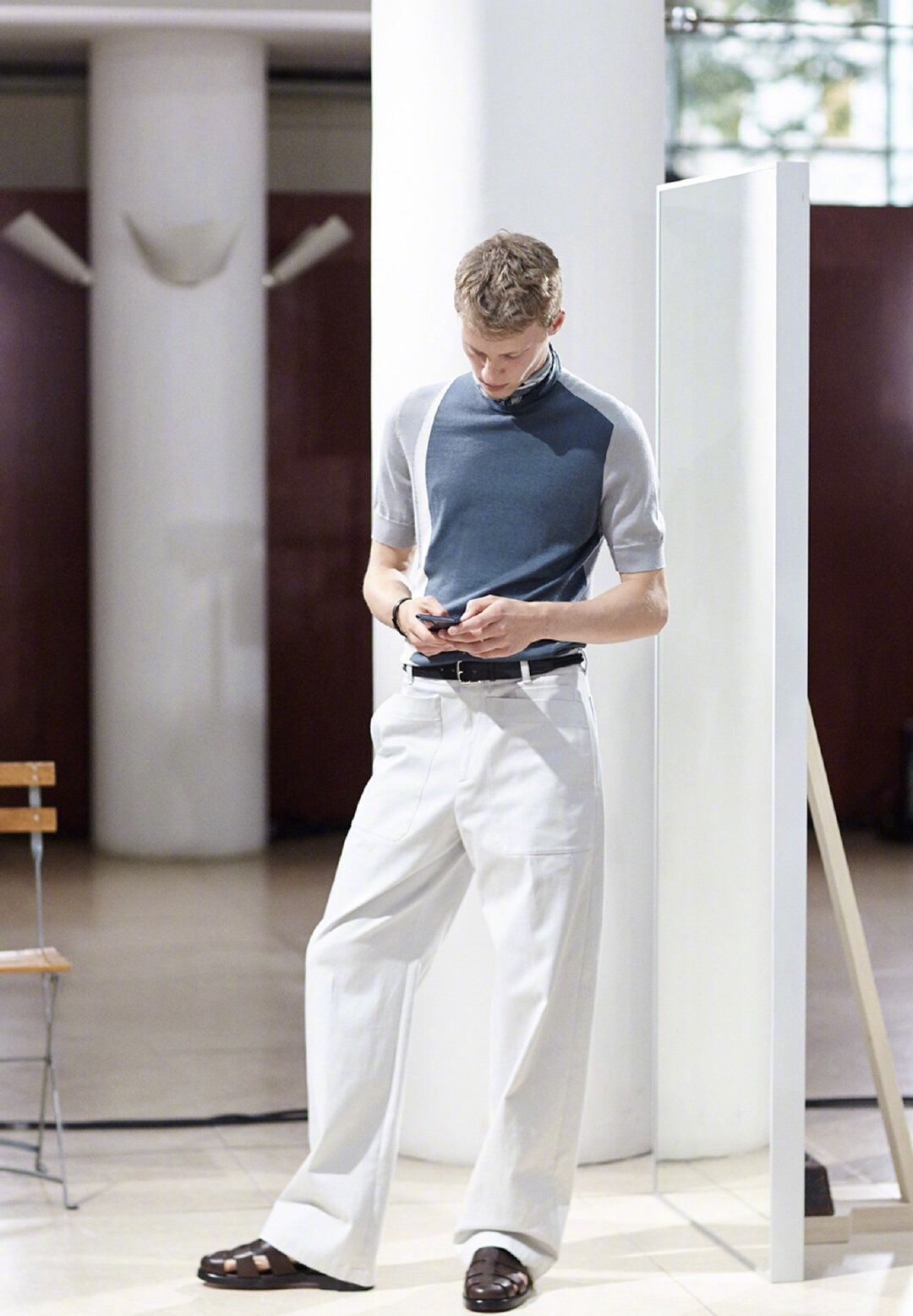 11和77,11和77服装有直营店吗