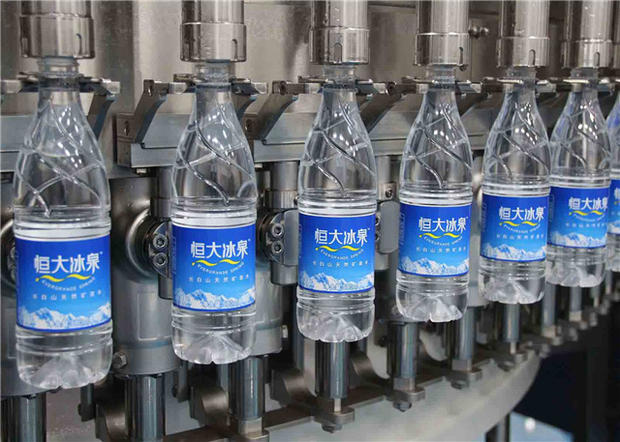 恒大冰泉10个亿打广告,恒大冰泉投入70亿干什么了