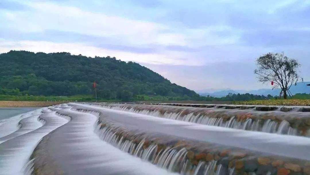 绍兴新昌梯田瀑布,浙江绍兴新昌瀑布