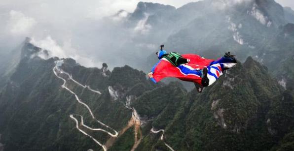 翼装飞行有意义吗,翼装飞行最怕什么