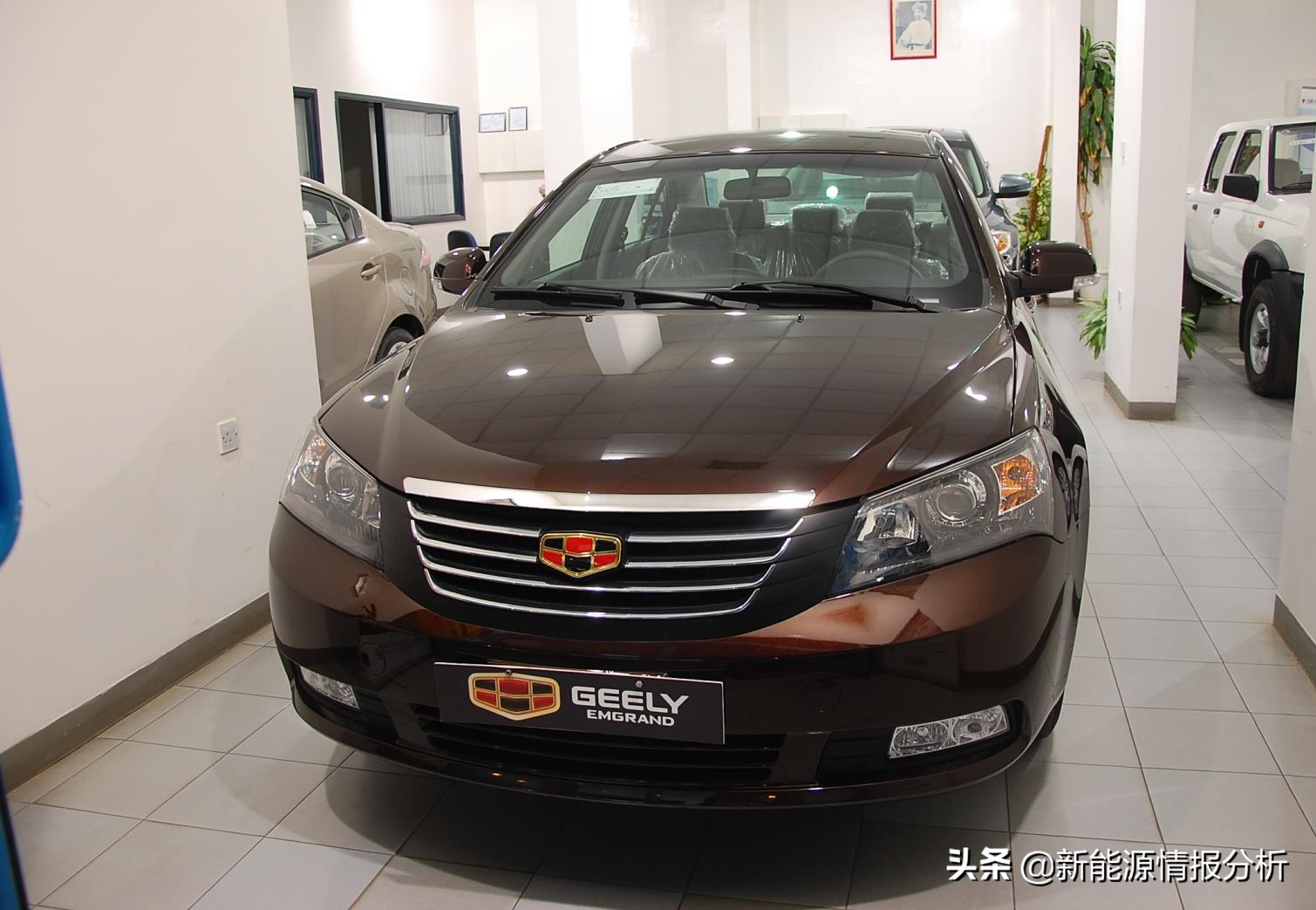 闃挎浖鏃ヨ,闃挎浖琛楀ご闅忔媿