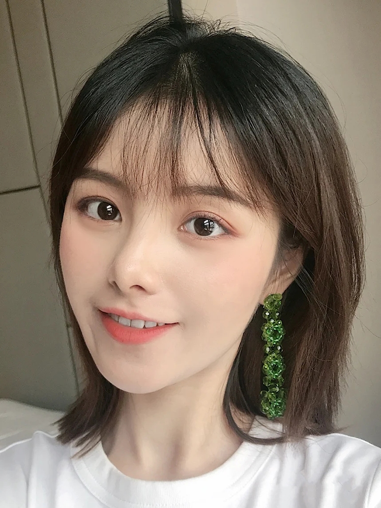 脸显大的女生发型,脸大女生日常发型