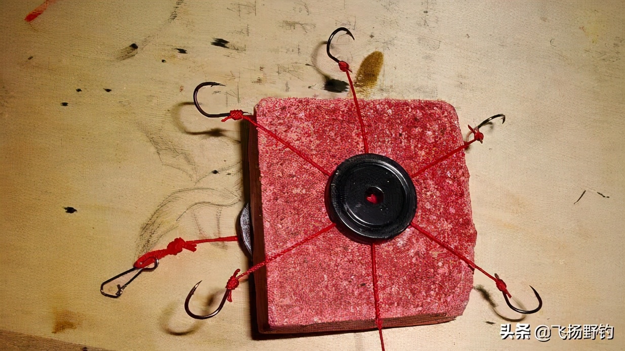 海竿钓鲢鳙翻板钩配多少克的铅块,海竿连接翻板钩为什么要用子弹铅