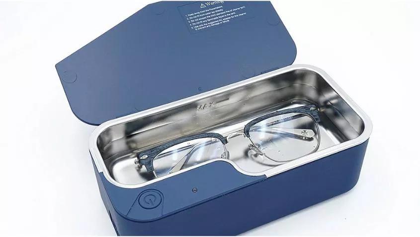 眼镜布正确擦眼镜的方法,怎么擦眼镜眼镜才能擦得光亮