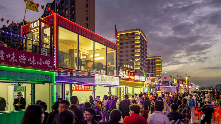 抢抓Z世代消费新风口，葫芦岛兴宫中街“集装箱”主题街游客爆满