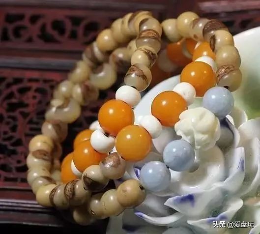 滴血莲花菩提盘玩前后对比效果图,21颗菩提手串盘玩